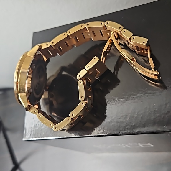 Movado Bold Rose Gold - Picture 4 of 4